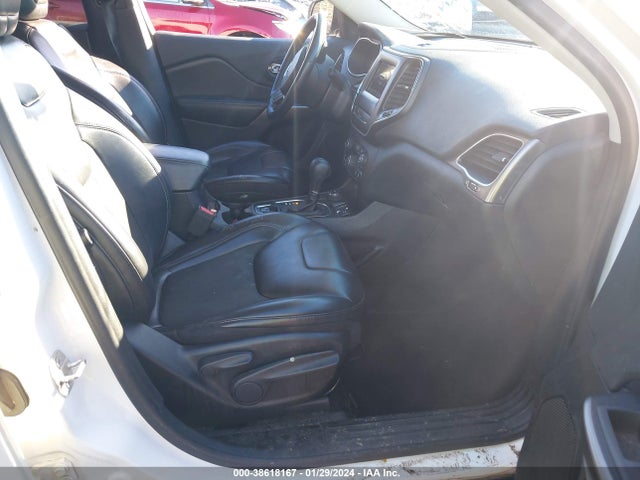 1C4PJMLB5KD398950 Jeep Cherokee Latitude Plus 4x4