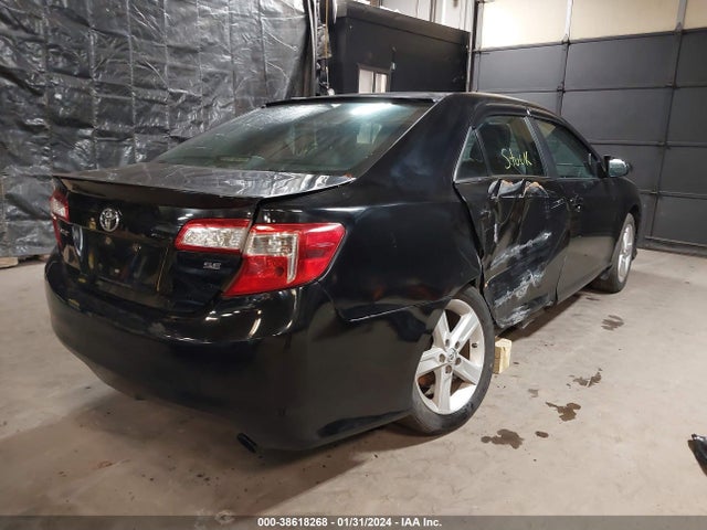 Toyota CAMRY SE 2014 4T1BF1FK7EU415866 Image 4