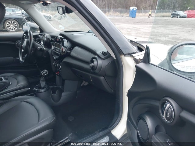 2015 MINI HARDTOP WMWXM5C53FT940403 Photo 4