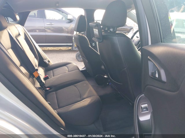 Chevrolet Malibu 1ls 2018 1G1ZB5ST1JF279309 Image 8