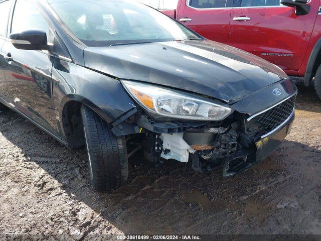 Ford FOCUS SE 2015 1FADP3K26FL202724 Image 6