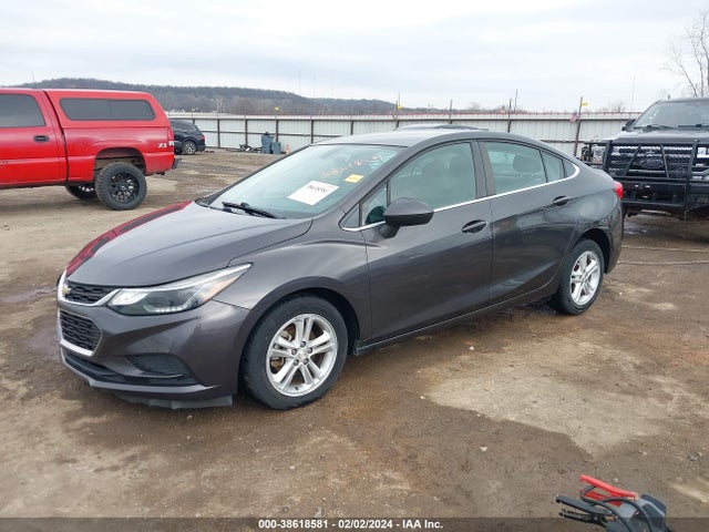 Chevrolet Cruze Lt Auto 2017 1G1BE5SM6H7165277 Image 2