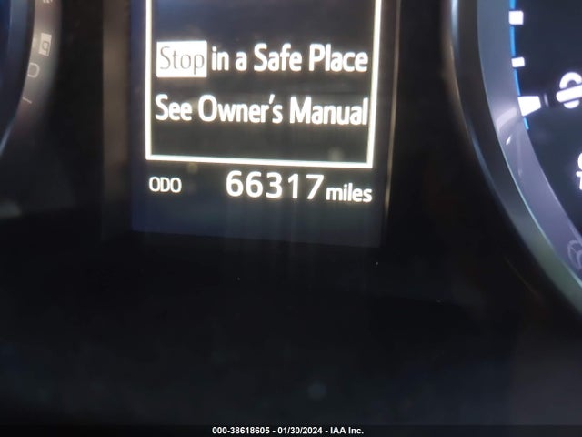 Toyota Highlander Le Plus 2018 5TDBZRFH3JS849859 Image 16