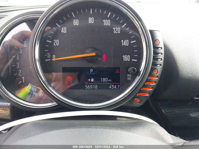 2016 MINI CLUBMAN WMWLN9C55G2E47819 Photo 6