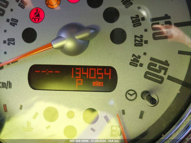 2007 MINI COOPER S WMWRH33577TL95356 Photo 6