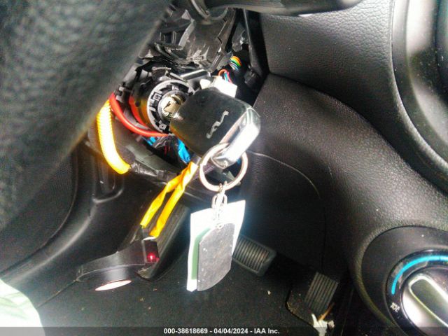KNDJ23AUXP7853072 KIA SOUL LX