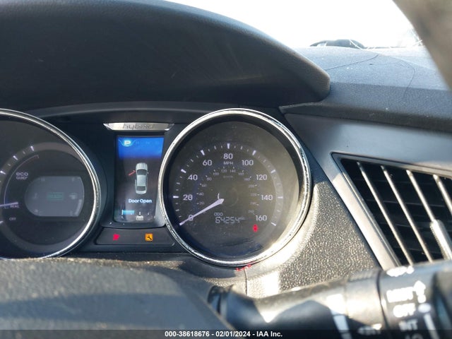 Hyundai SONATA HYBRID 2015 KMHEC4A43FA121058 Image 15