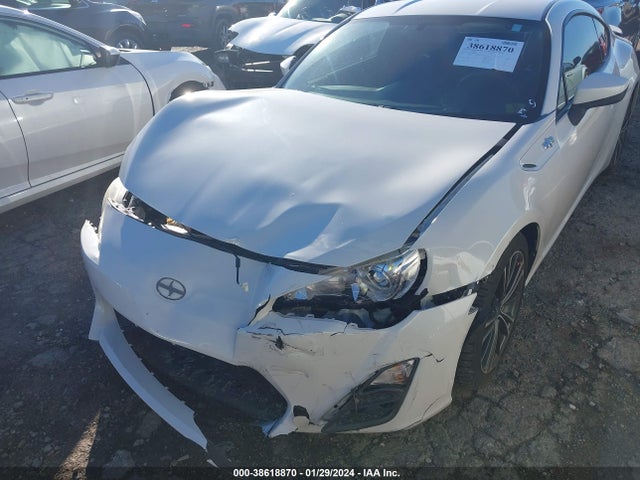JF1ZNAA10F8704589 Scion FR-S