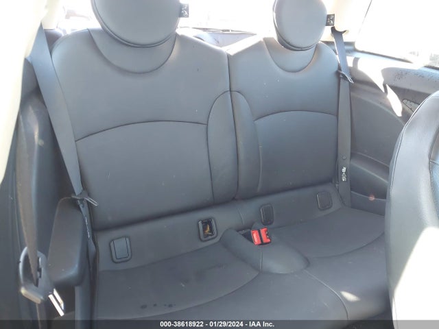 2011 MINI COOPER WMWSU3C56BT097483 Photo 7