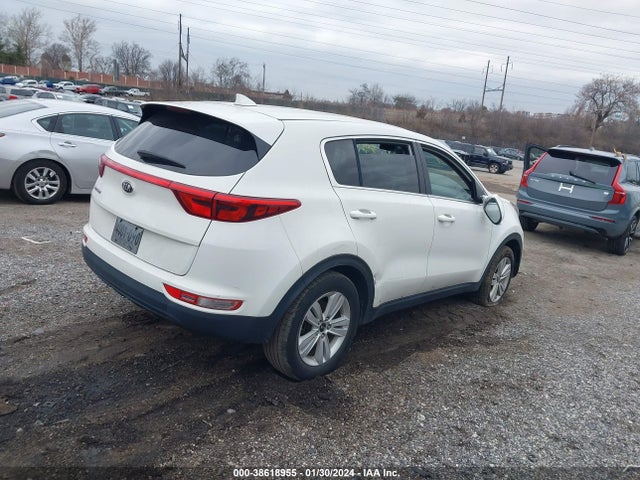 KIA Sportage Lx 2019 KNDPMCAC1K7597697 Image 4