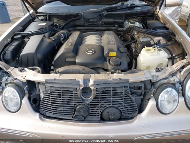 2001 MERCEDES-BENZ E-CLASS WDBJF70J41B353561 Photo 9