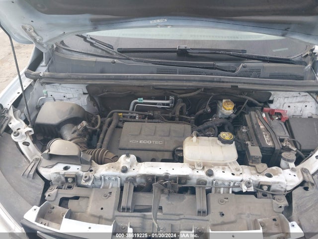 Chevrolet TRAX LS 2018 3GNCJKSB0JL355573 Image 10
