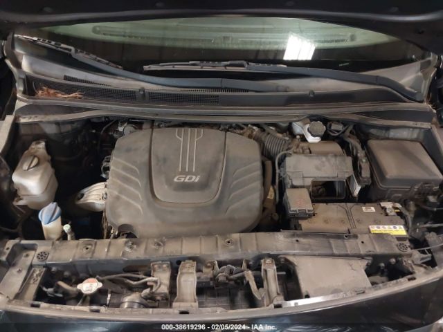 KNDMC5C1XG6138761 KIA Sedona Sx