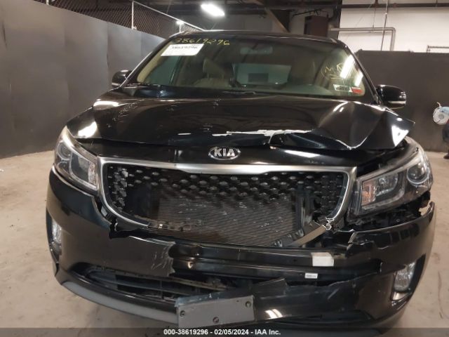KNDMC5C1XG6138761 KIA Sedona Sx