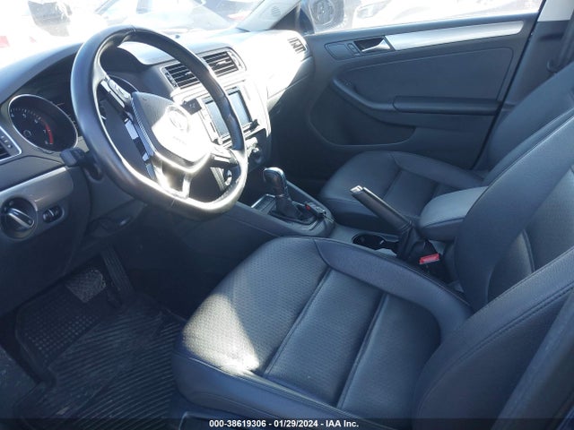 3VWD67AJ5GM307037 Volkswagen Jetta 1.4t Se