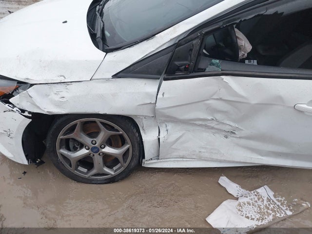 Ford Focus 2018 1FADP3L9XJL289371 Image 6