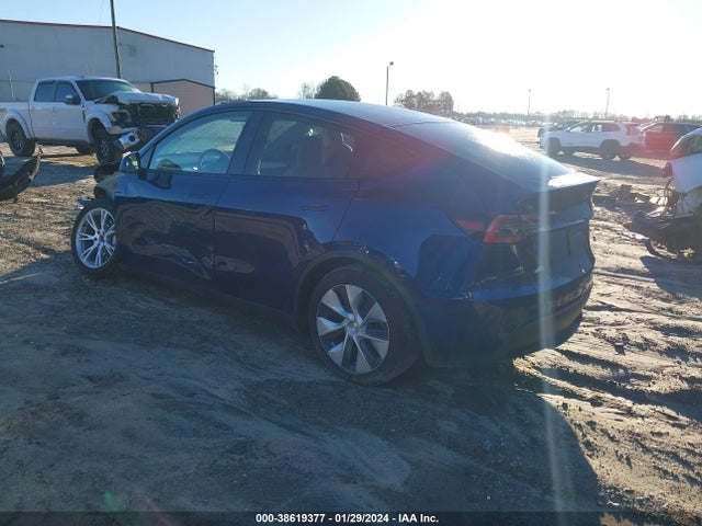 5YJYGDED7MF115221 Tesla Model Y Standard Range Rear-wheel Drive