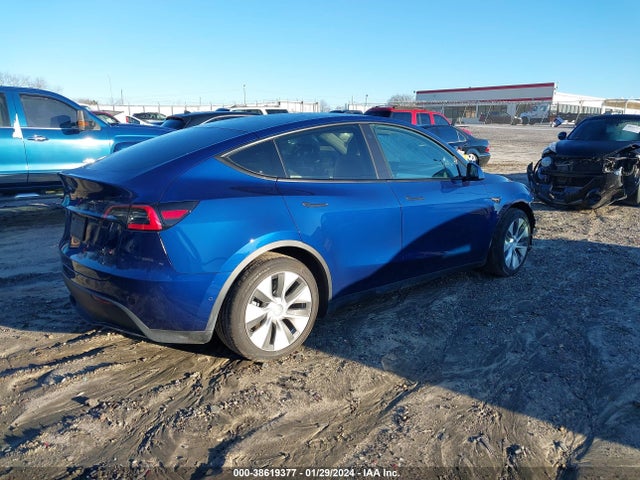 5YJYGDED7MF115221 Tesla Model Y Standard Range Rear-wheel Drive