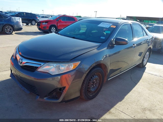 Toyota CAMRY LE 2014 4T4BF1FKXER364093 Image 2