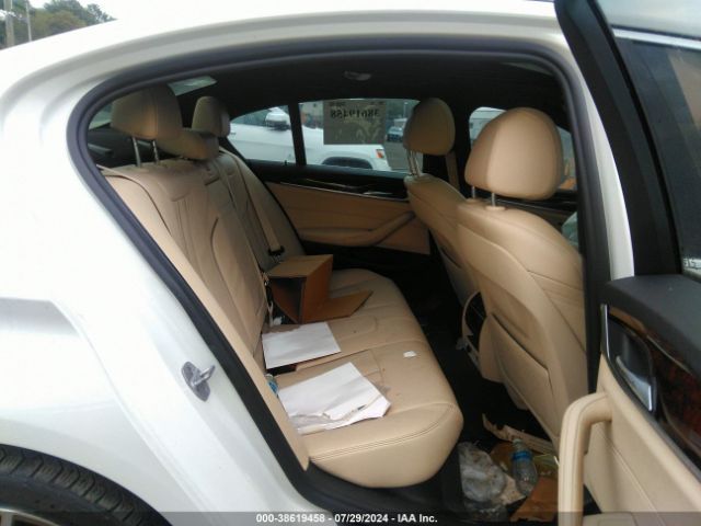 WBAJA7C32HG906098 BMW 530i Xdrive