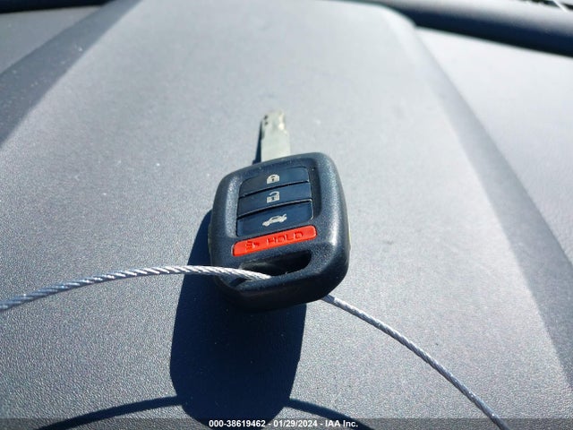 2019 HONDA CIVIC LX VIN: 19XFC2F67KE049537