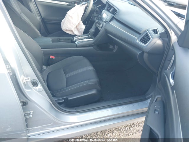 2019 HONDA CIVIC LX VIN: 19XFC2F67KE049537