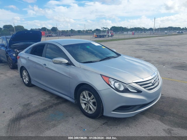 2014 HYUNDAI SONATA GLS VIN: 5NPEB4AC9EH927539