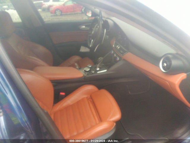 ZARFANBN9K7622805 Alfa Romeo Giulia Ti Sport Awd