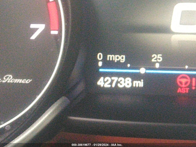 ZARFANBN9K7622805 Alfa Romeo Giulia Ti Sport Awd