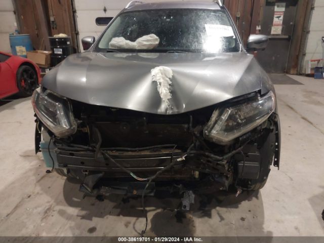 KNMAT2MV2GP702044 Nissan Rogue Sl