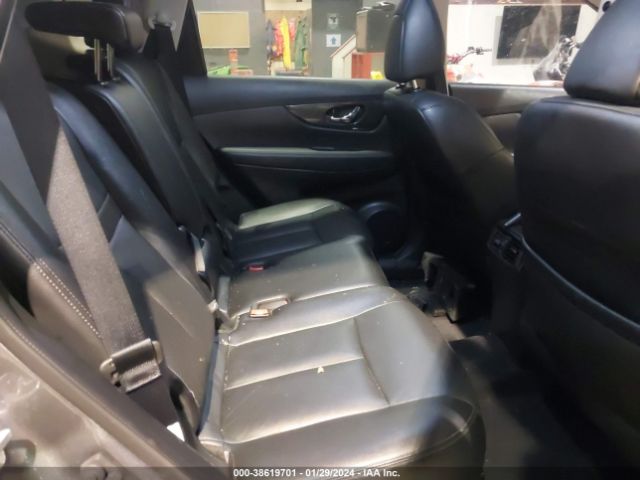KNMAT2MV2GP702044 Nissan Rogue Sl