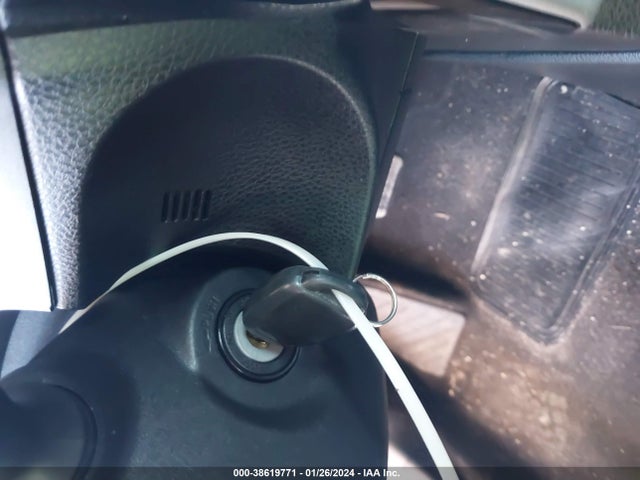Toyota COROLLA LE 2019 5YFBURHE5KP921432 Image 11