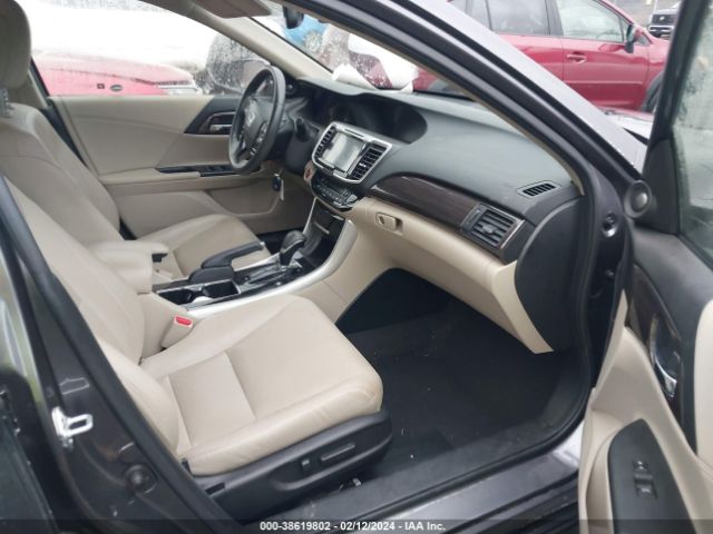 JHMCR6F77HC022144 Honda Accord Hybrid Touring