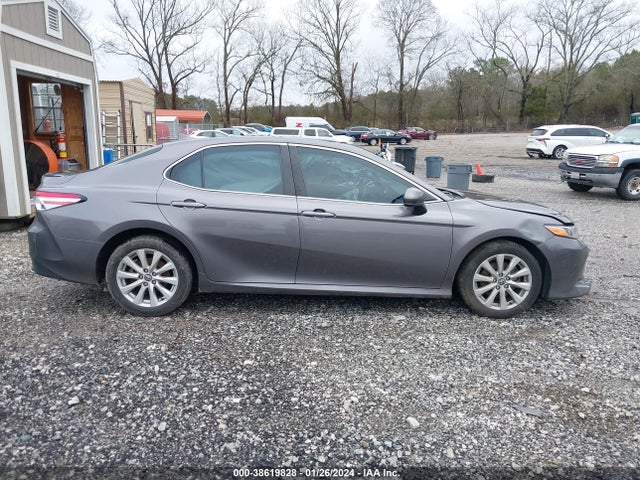 Toyota CAMRY LE 2020 4T1C11AK6LU340584 Image 13