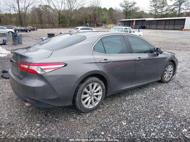 Toyota CAMRY LE 2020 4T1C11AK6LU340584 Image 4