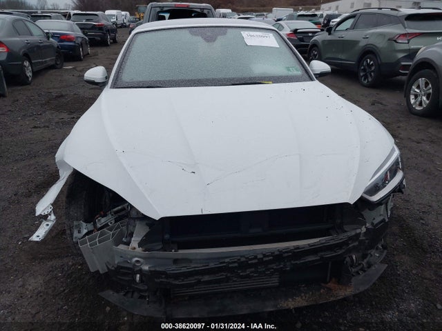 WAUYNGF5XJN013839 Audi A5 2.0t Premium