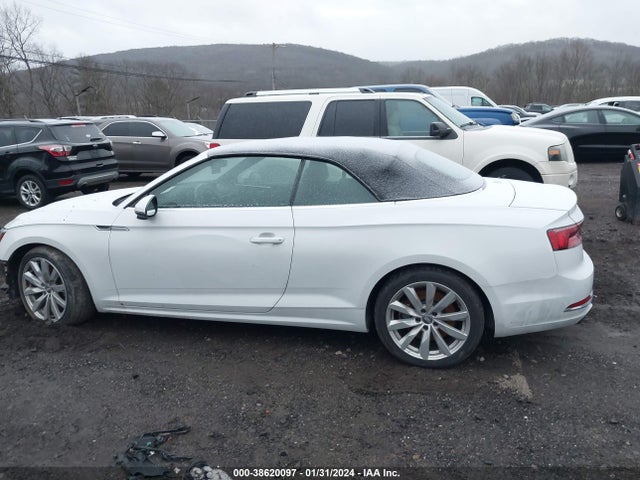 WAUYNGF5XJN013839 Audi A5 2.0t Premium