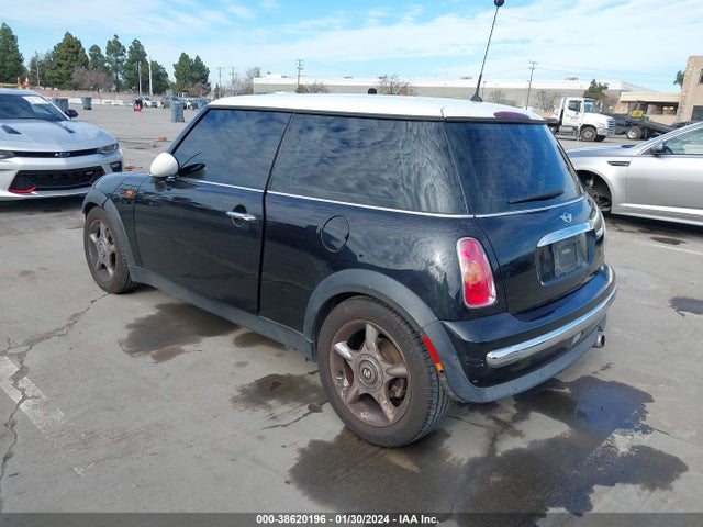 2003 MINI COOPER HARDTOP WMWRC33473TJ50962 Photo 2