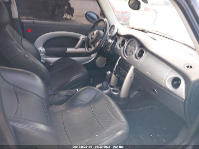 2003 MINI COOPER HARDTOP WMWRC33473TJ50962 Photo 4