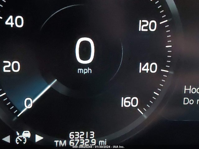 YV4A22RKXJ1015774 Volvo Xc60 T6 Momentum