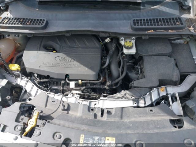 1FMCU0GD7HUE39870 Ford ESCAPE SE