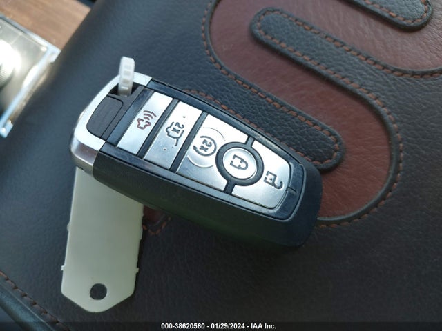 Ford Expedition King Ranch 2020 1FMJU1PTXLEA02761 Image 11