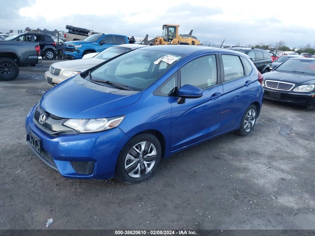 Honda FIT LX 2015 3HGGK5H5XFM786743 Image 2
