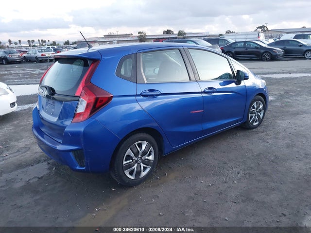 Honda FIT LX 2015 3HGGK5H5XFM786743 Image 4