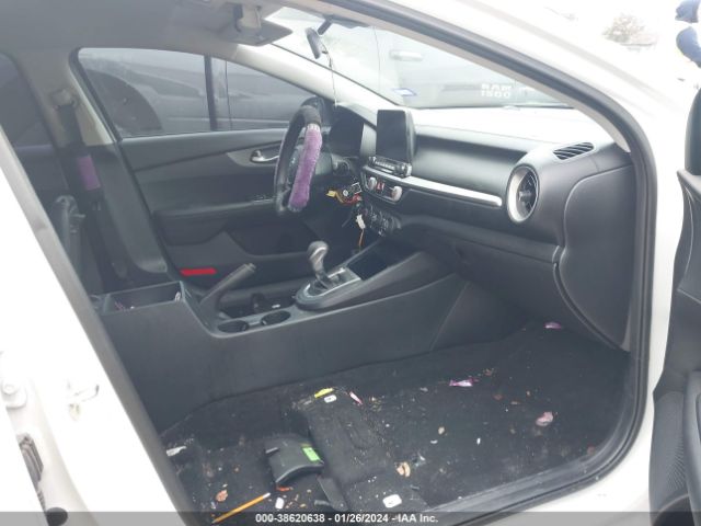 3KPF24AD9ME289552 KIA FORTE FE