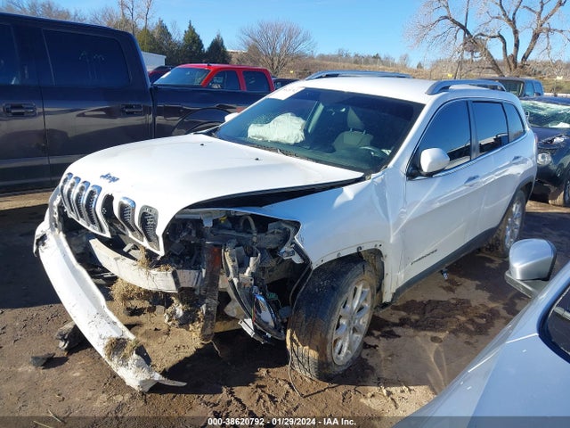 Jeep Cherokee Latitude 2016 1C4PJLCB2GW273877 Image 2