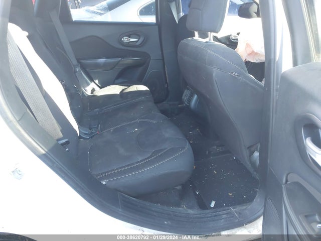 Jeep Cherokee Latitude 2016 1C4PJLCB2GW273877 Image 8