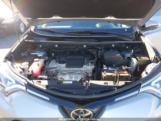 Toyota Rav4 Platinum 2017 2T3YFREV2HW342146 Image 10