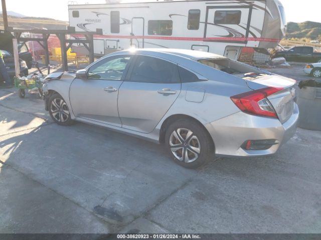 2HGFC2F5XHH568037 Honda Civic Lx