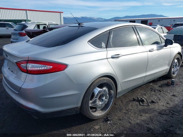 Ford FUSION S 2016 3FA6P0G77GR360021 Image 4